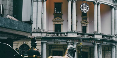 全球最大咖啡品牌：星巴克首度公開品牌視覺識(shí)別系統(tǒng)！