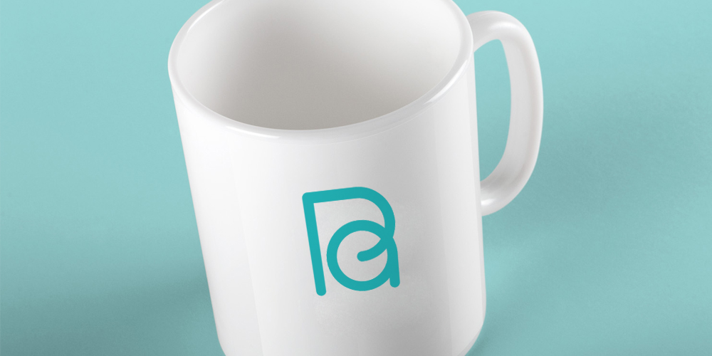 醫(yī)療健康行業(yè)logo設(shè)計案列_普愛健康logo設(shè)計應(yīng)用杯子_北京logo設(shè)計_高瑞品牌